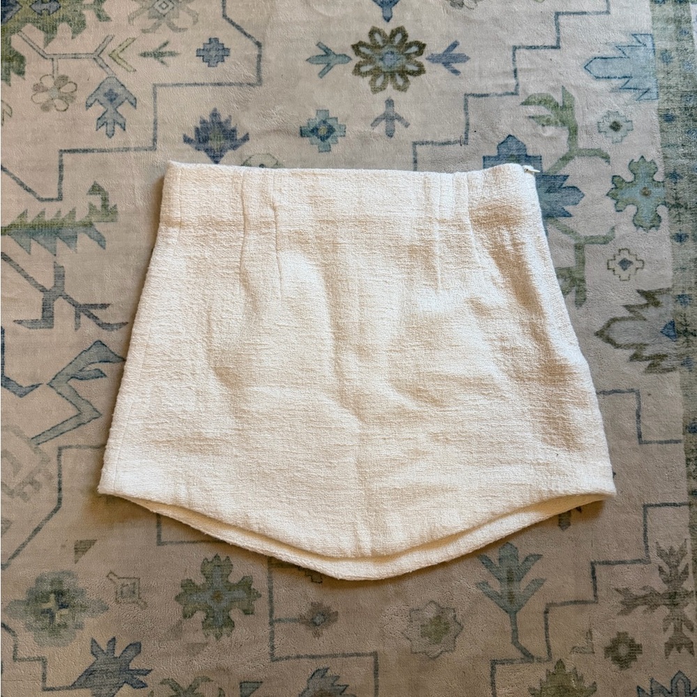 Zara Off-White Textured Skirt